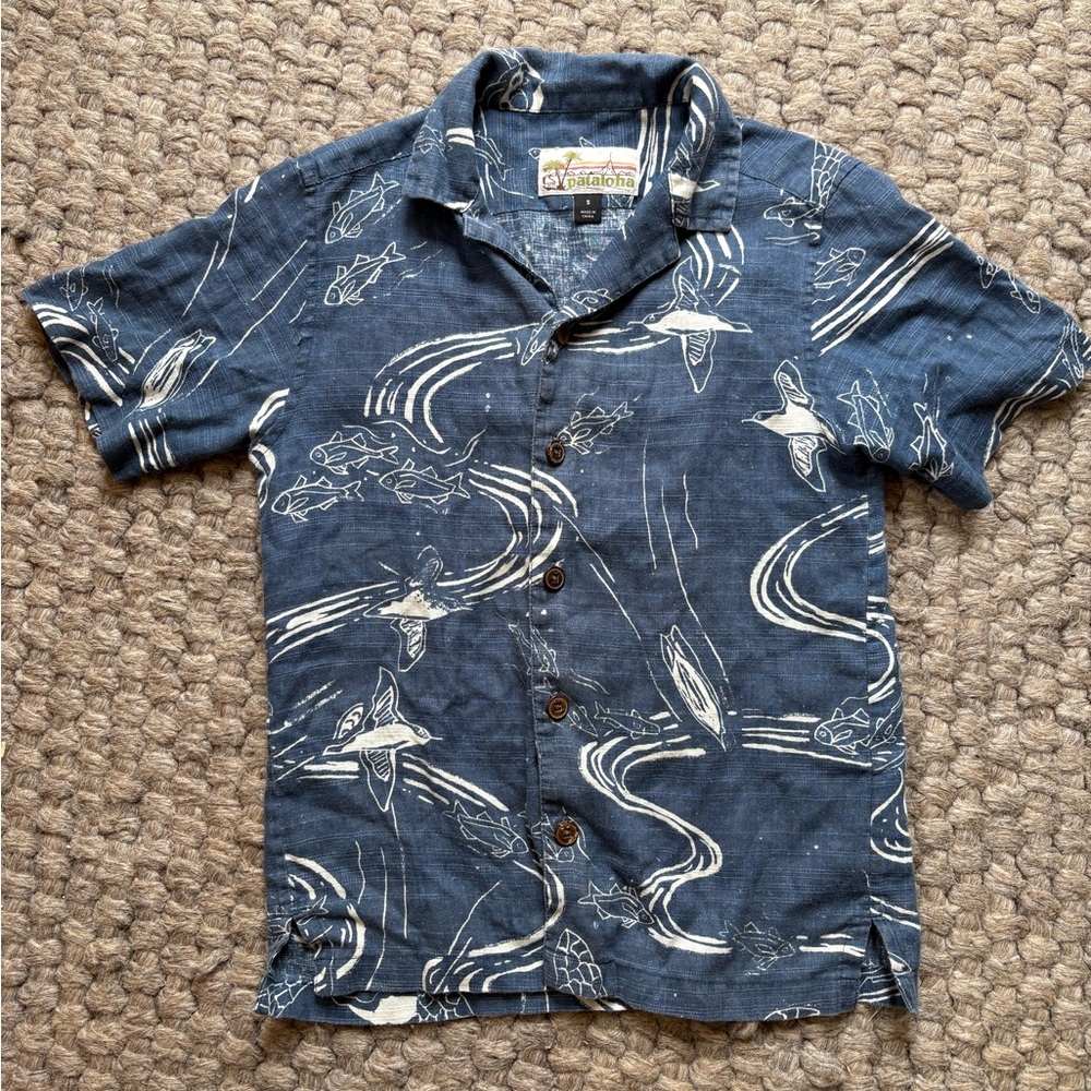 Pataloha short sleeve lightweight button up